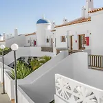 Sunset View Club Aparthotel