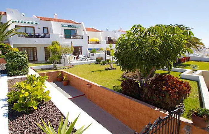 Sunset View Club Apartmanhotel